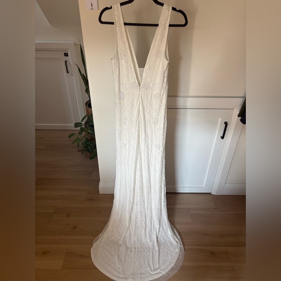 Lulu's Elegant White Wedding Dress - Picture 5 of 6